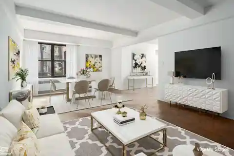 Spacious Fully Renovated Home in Lenox Hill