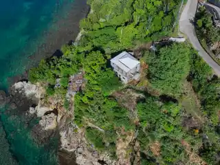 A Waterfront Oasis with Huge Potential