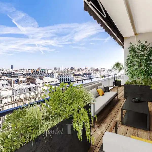 CLEAN-LINED APARTMENT WITH AMAZING OPEN VIEW