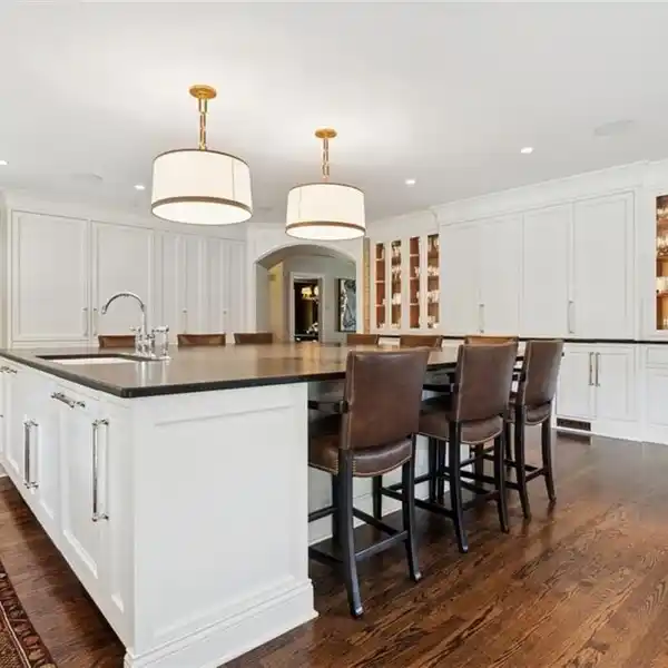 STUNNINGLY REMODELED ESTATE IN SUNSET HILL