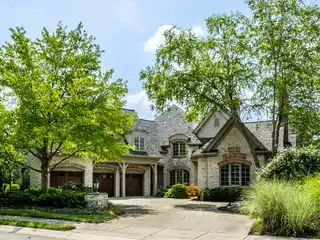 Serene Sanctuary in Oxbow Estates