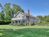 EXPANSIVE RENTAL ESTATE IN BRIDGEHAMPTON