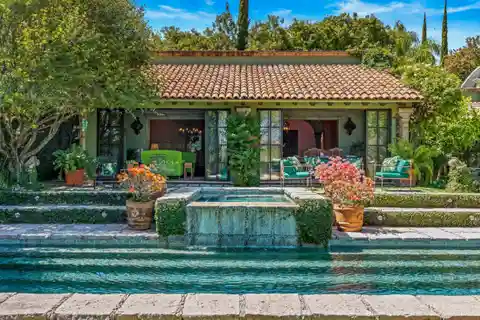 Casa Deal