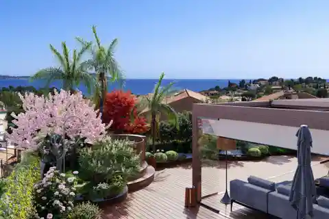 Unique Architectural Residence