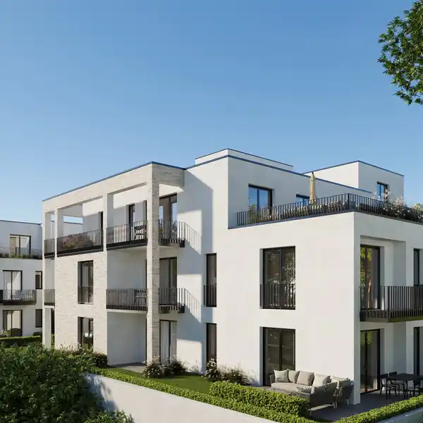 CONTEMPORARY FIRST-FLOOR APARTMENT