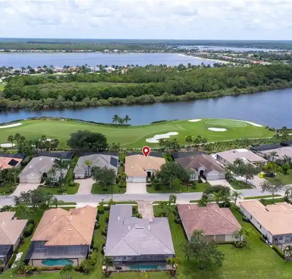THE ULTIMATE VACATION LIFESTYLE IN THE QUARRY