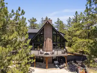 Luxurious Equestrian Estate