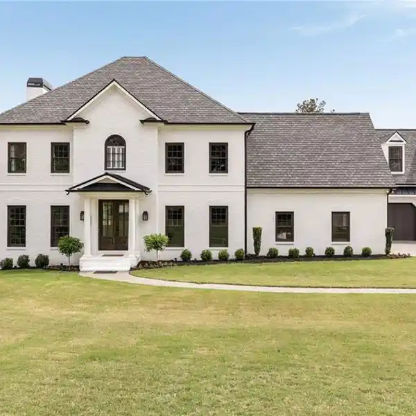 ELEGANT GOLF COURSE LIVING IN MARIETTA COUNTRY CLUB