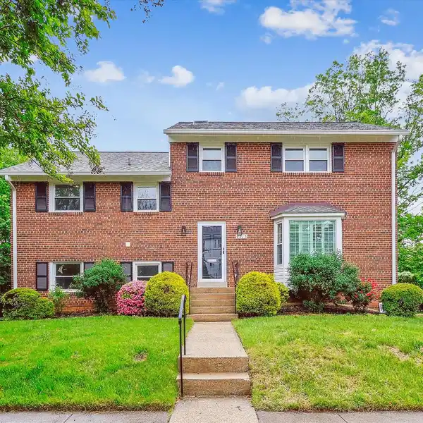 BEAUTIFULLY RENOVATED HOME IN ASHBURTON