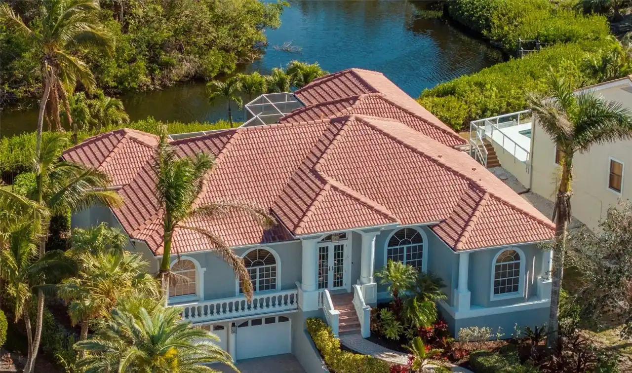 Exquisite Home on a Scenic Lagoon