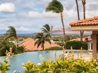 Like-New Home in Hokulani Golf Villas