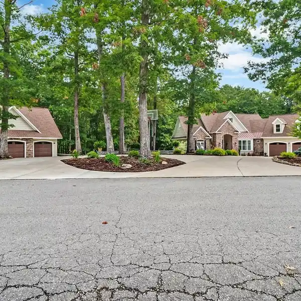 MAGNIFICENT LAKEFRONT CUSTOM HOME