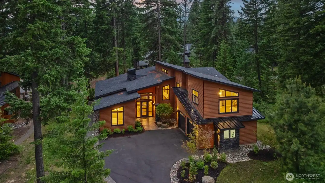 The Pinnacle of Mountain Luxury