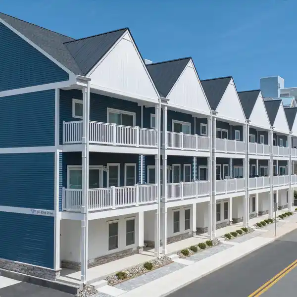 GORGEOUS END-UNIT OCEANSIDE TOWNHOME
