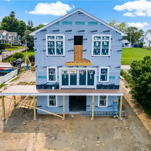 WATERFRONT NEW CONSTRUCTION