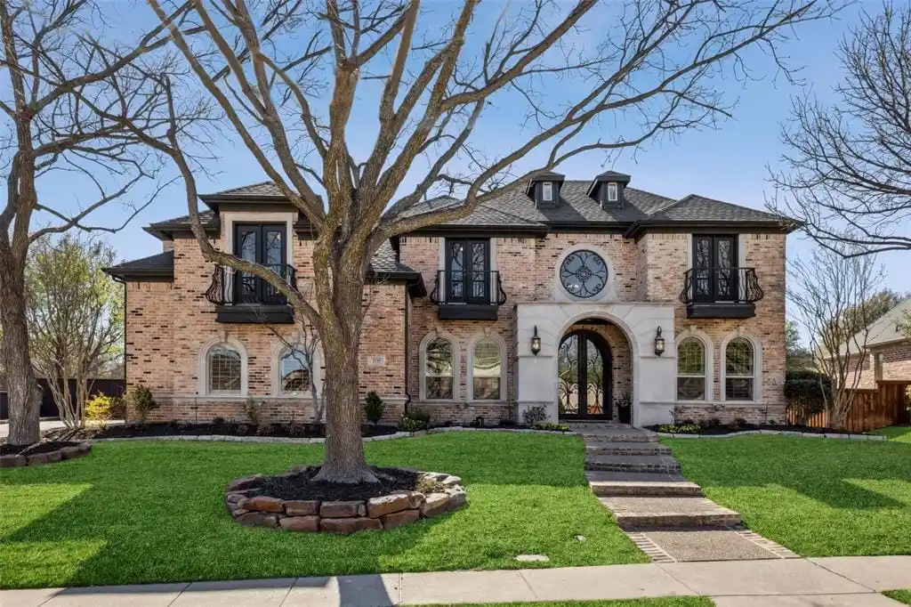 Luxury Living in Prestigious Wellington Point