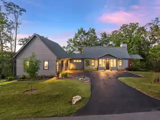 Luxurious Home in the Gated Community of Riverbend Forest