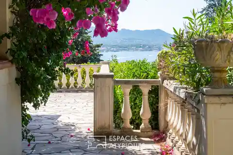 Provencal Style Villa with a Beautiful Sea View