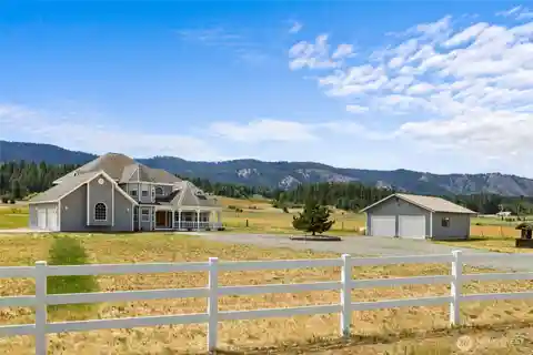 Custom One-Owner Victorian Farmhouse