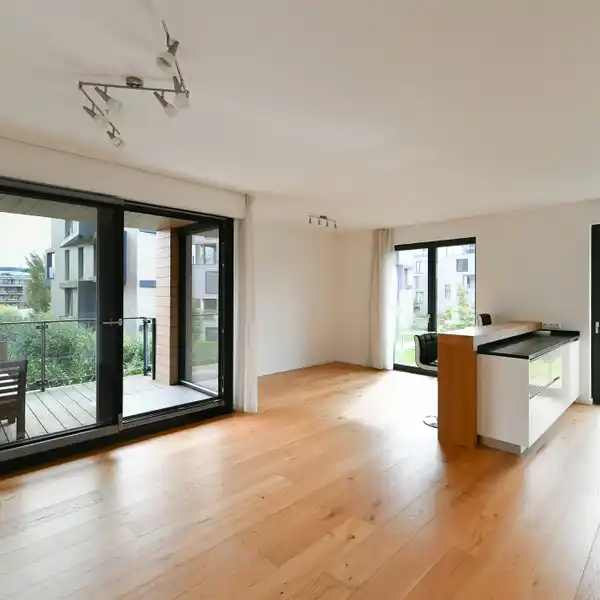 SPACIOUS 4-BEDROOM APARTMENT WITH BALCONY IN THE DOCK RIVERSIDE PROJECT – PRAGUE 8 – LIBEň