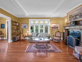 Character Heritage View Residence