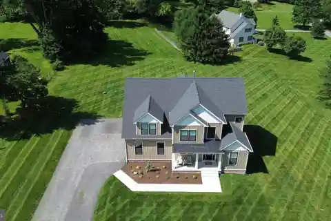 Custom Beauty on a Serene Acre-plus