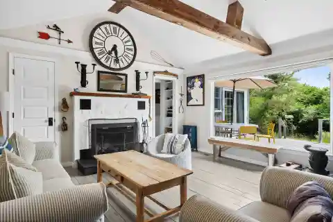 Charming Beach Cottage for Rent