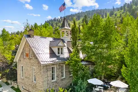 Historical Charm with Modern Luxury