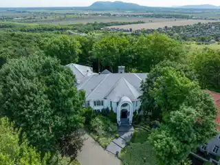 Executive Home Built at the Highest Point of Sommet-trinite