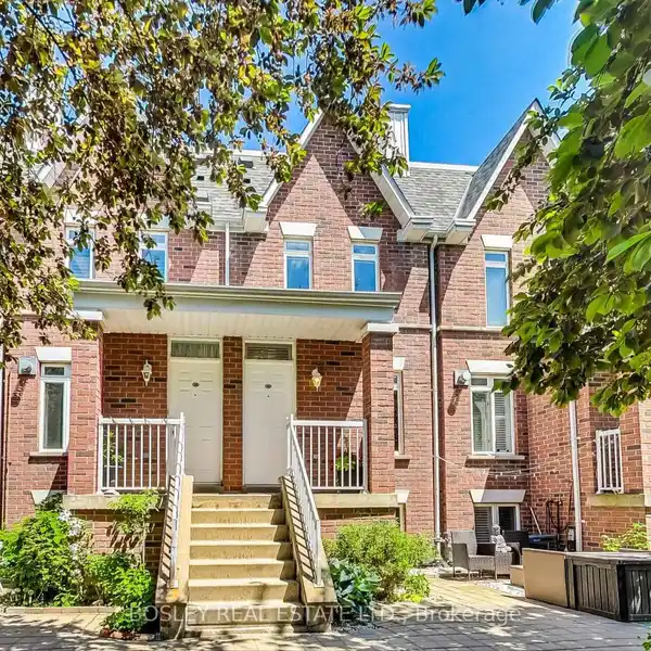 SPACIOUS DOWNTOWN TOWNHOUSE
