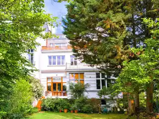 Elegant Uccle Estate with Expansive Garden