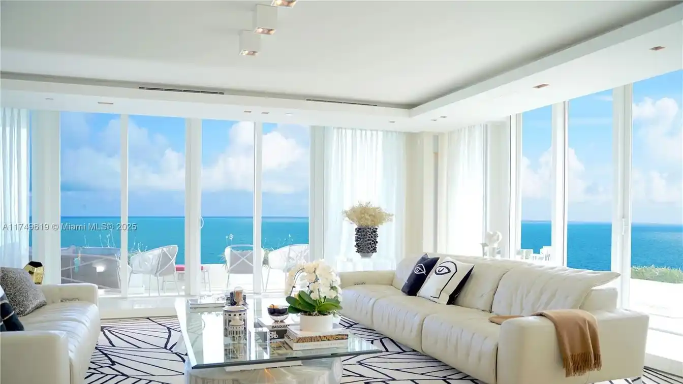 Luxury Corner Unit with Unobstructed Ocean Views