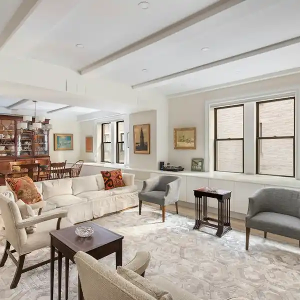 EXQUISITE CLASSIC 5 ROOM APARTMENT