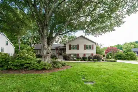 Thoughtfully Redesigned Tri-Level Home in Foxcroft