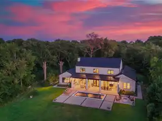 Extraordinary Waterfront Estate in 505 Ranch