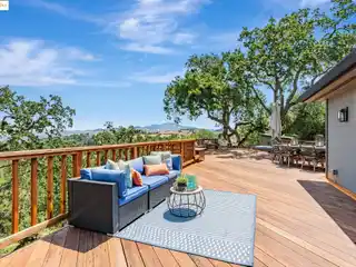 Tranquil Retreat Atop a Serene Hillside