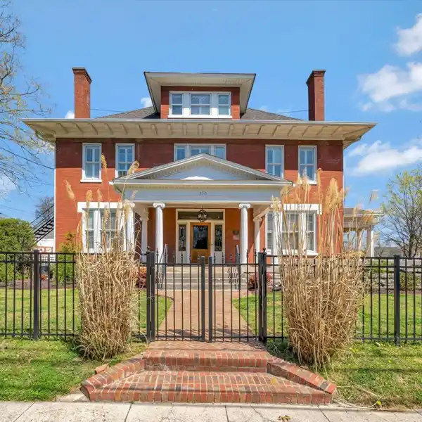 THE COOPER-MEEK HOME