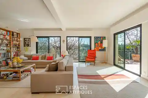 Modernist Retreat with Stunning Seine Views