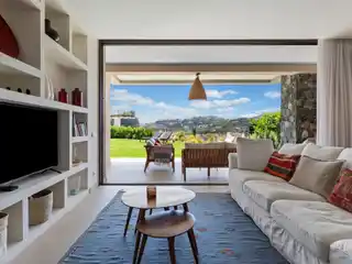 Bright Corner Apartment with Expansive Private Garden