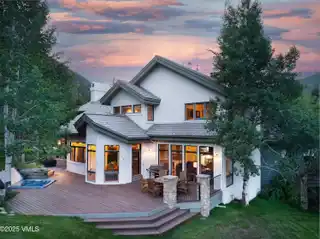 The Perfect Blend of Comfort and Nature