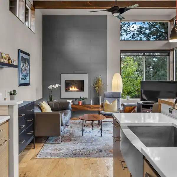 CUSTOM MID-CENTURY MODERN HOME
