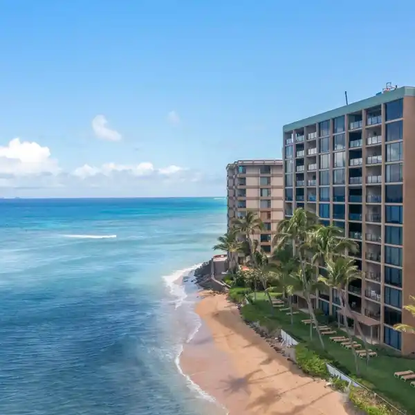OCEANFRONT RETREAT WITH INCOMPARABLE VIEWS