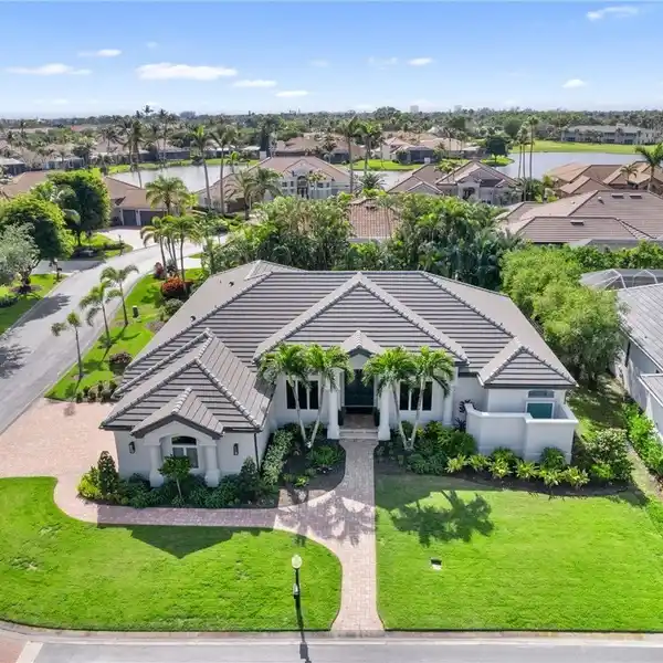 SERENE FULLY FURNISHED POOL HOME