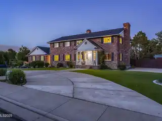 Elegance with Everyday Comfort