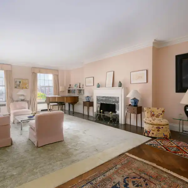 CANDELA CLASSIC EIGHT WITH SUNNY PARK AVENUE FRONTAGE