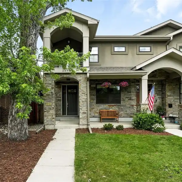 OBSERVATORY PARK BEAUTIFUL HALF DUPLEX