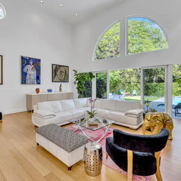UPDATED ART DECO POOL HOME