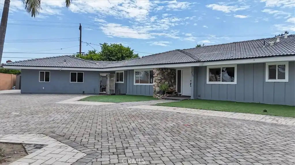 Ranch-style Home with Accessory Unit