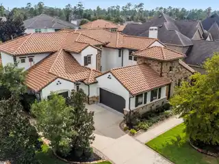 Meticulously Maintained Estate in Creekside Park