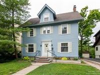 CHARMING HOME IN AMAZING LOCATION